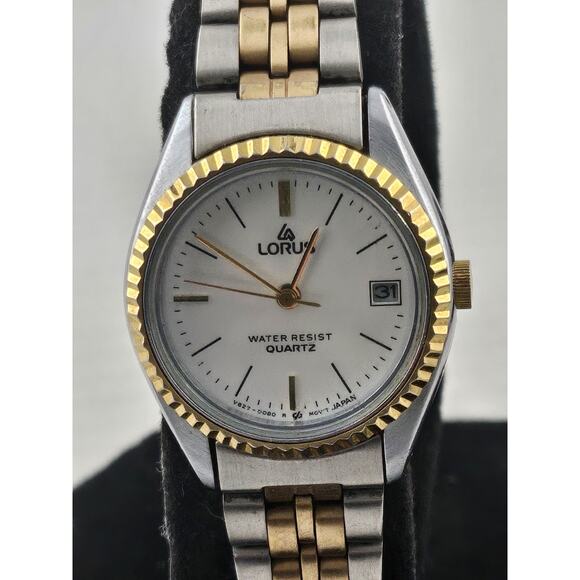 Vintage Lorus V827 Ladies President Style Fluted Bezel Day Date NOS New Battery - Picture 3 of 11